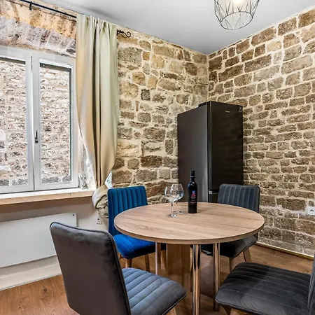 Apartment Sizgoric Palace
