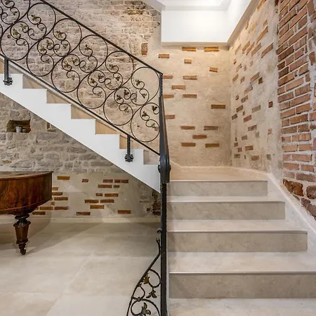 Apartment Sizgoric Palace Šibenik